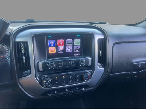 Used 2017 GMC Sierra 1500 SLE w/ SLE Preferred Package AWD/4WD image 16