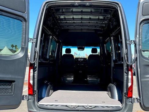 New 2024 Mercedes-Benz Sprinter 2500 image 22