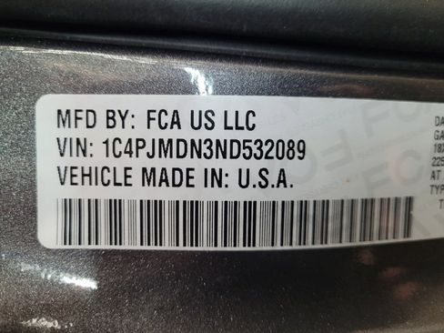 Used 2022 Jeep Cherokee Limited w/ Mopar Interior Package image 33