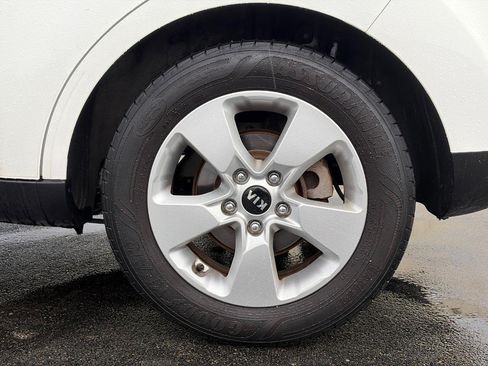 Used 2019 Kia Soul FWD image 9