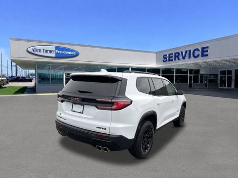 Used 2025 GMC Acadia AT4 w/ LPO, Floor Liner Package AWD/4WD image 7