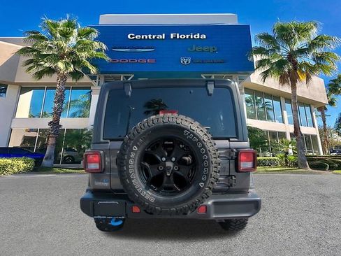 Certified 2023 Jeep Wrangler Unlimited image 6