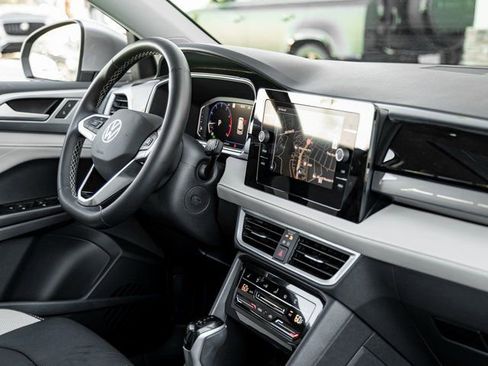 Used 2025 Volkswagen Taos SEL w/ Black Wheel Plus Package image 29