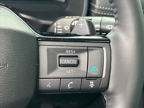 Used 2026 Nissan Rogue Platinum w/ Platinum Premium Package AWD/4WD image 23