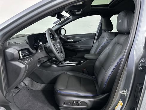 New 2026 Buick Envista Sport Touring FWD image 21