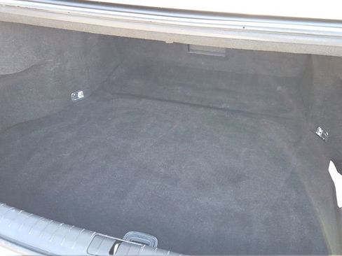 Used 2017 Genesis G80 3.8 w/ Option Group 03 image 17