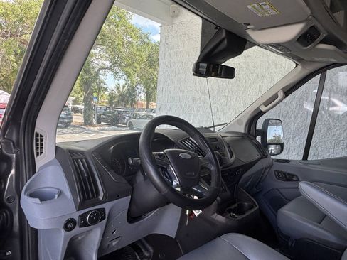 Used 2017 Ford Transit 350 XL RWD image 14