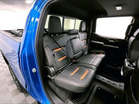 Used 2022 GMC Sierra 1500 AT4 w/ AT4 Premium Package image 24
