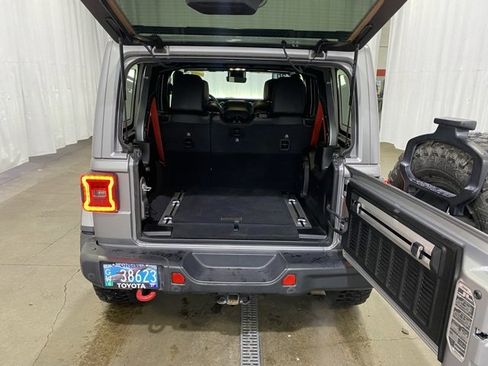 Used 2020 Jeep Wrangler Unlimited Rubicon w/ Quick Order Package 28Y Recon image 12