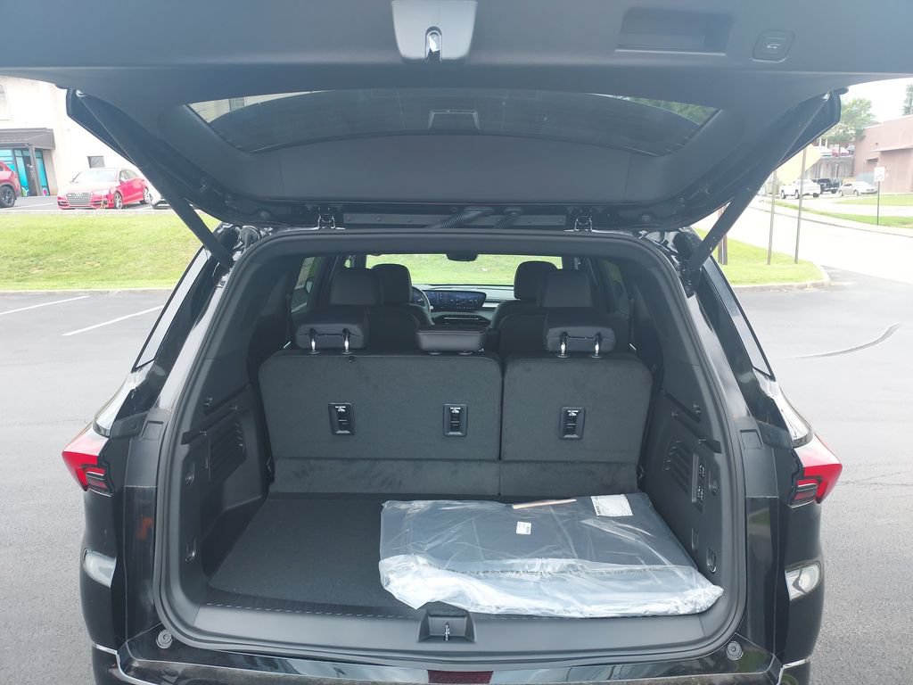 New 2026 Buick Enclave Sport Touring FWD image 30