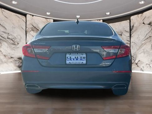 Used 2018 Honda Accord Sport image 4