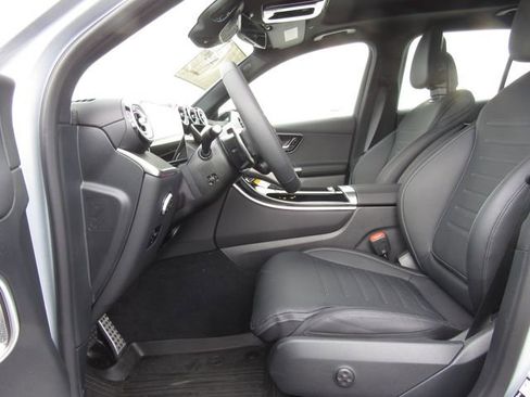 New 2026 Mercedes-Benz GLC 43 AMG 4MATIC image 11