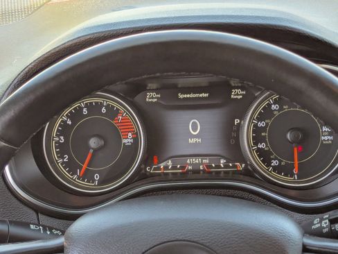 Used 2020 Jeep Cherokee Trailhawk w/ Cold Weather Group image 26