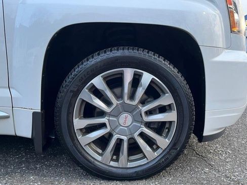 Used 2016 GMC Terrain Denali w/ Cargo Package AWD/4WD image 10