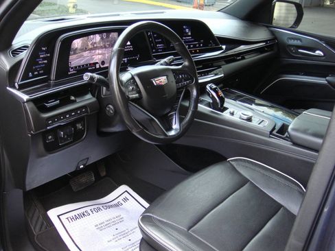 Used 2021 Cadillac Escalade Sport w/ Driver Assist Tech Package AWD/4WD image 14