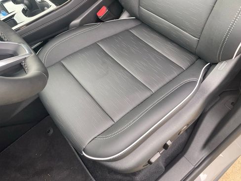 New 2026 Buick Enclave Sport Touring w/ Power Package FWD image 21
