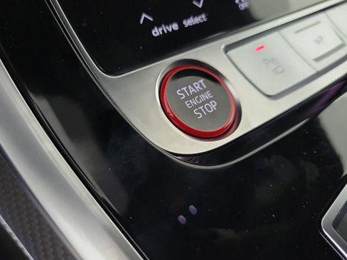 New 2026 Audi SQ8 Prestige AWD/4WD image 30