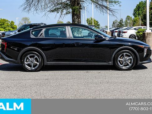 Used 2025 Kia K4 LXS FWD image 11