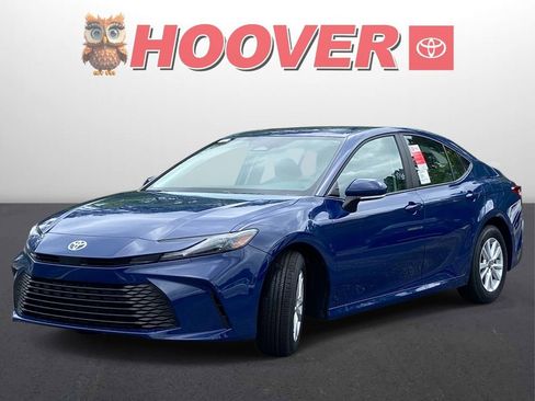 New 2026 Toyota Camry LE FWD image 9