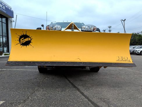 Used 2022 Ford F250 XL w/ Power Equipment Group image 3