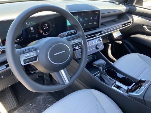 New 2026 Hyundai Santa Cruz SE FWD image 17