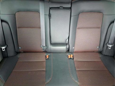 Used 2025 Nissan Kicks SR FWD image 17