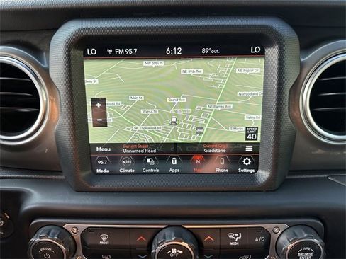 Used 2023 Jeep Gladiator Overland image 27