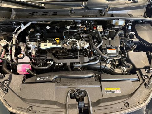 Used 2024 Toyota Prius LE FWD image 23