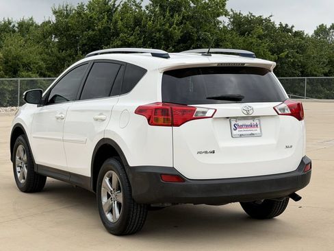 Used 2015 Toyota RAV4 XLE FWD image 4