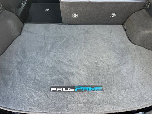 Used 2021 Toyota Prius Prime XLE w/ Carpet Mat Package (TMS) image 16