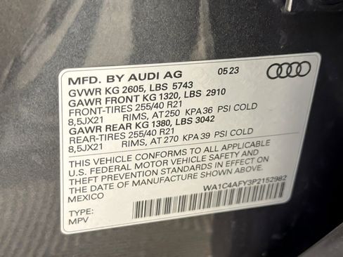 Used 2023 Audi SQ5 Prestige w/ Prestige Package image 28