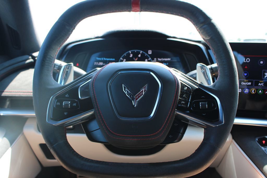 Used 2023 Chevrolet Corvette Stingray Premium Cpe w/ Z51 Performance Package RWD image 33