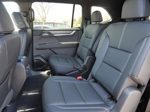 New 2026 GMC Acadia Elevation w/ Elevation Premium Package AWD/4WD image 39