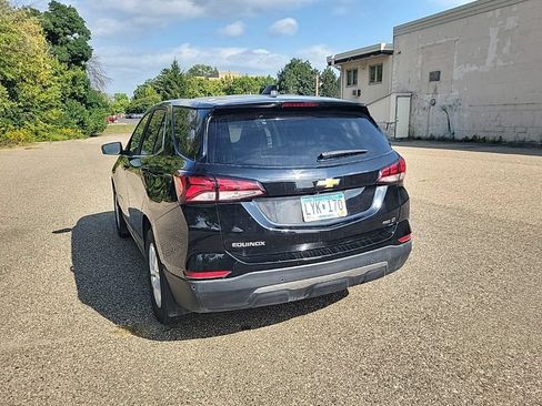 Used 2024 Chevrolet Equinox LT AWD/4WD image 16