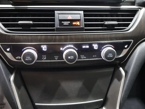 Used 2019 Honda Accord EX-L image 27