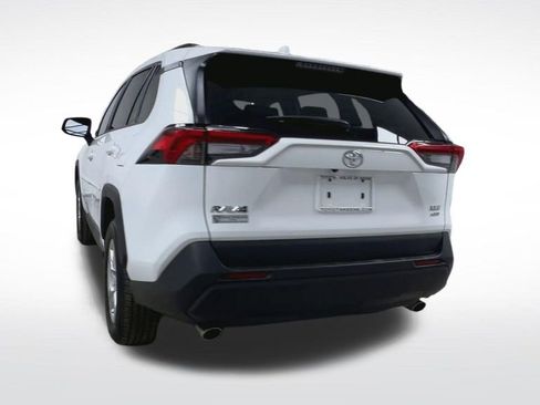 Certified 2021 Toyota RAV4 XLE w/ Convenience Package image 8