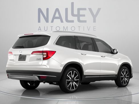 Used 2020 Honda Pilot Touring image 3