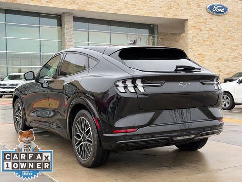 Used 2024 Ford Mustang Mach-E Premium image 12