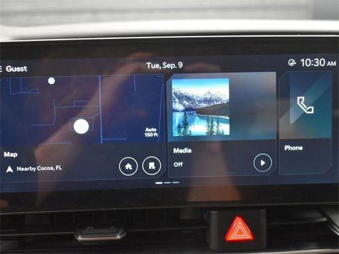 Certified 2025 Kia Carnival SX Prestige image 18