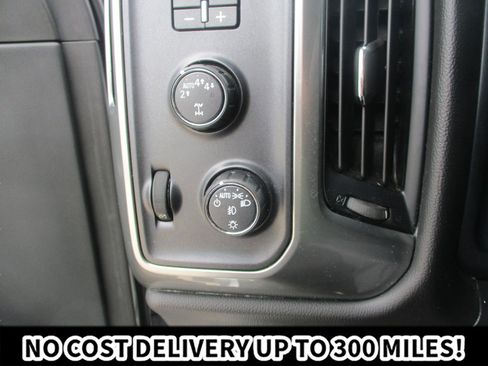 Used 2018 Chevrolet Silverado 1500 LT w/ All Star Edition AWD/4WD image 37