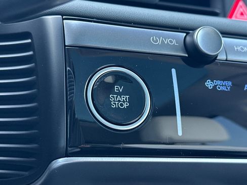 New 2026 Hyundai Ioniq 5 Limited image 23