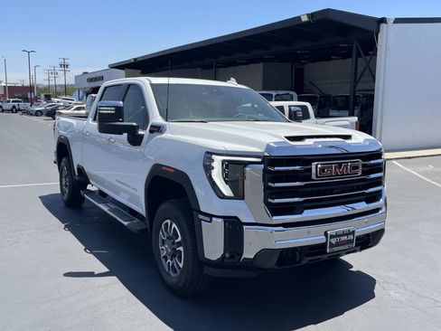 New 2026 GMC Sierra 2500 SLT w/ SLT Premium Package AWD/4WD image 3