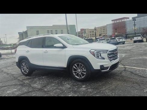 Certified 2023 GMC Terrain SLT image 73