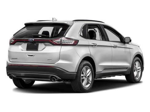 Used 2016 Ford Edge SE FWD image 2