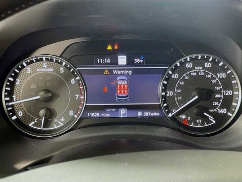 Certified 2024 Nissan Armada Platinum image 10