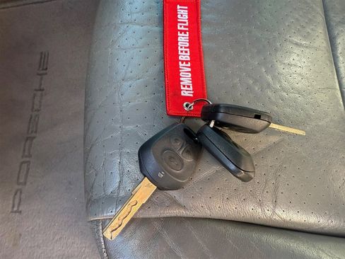 Used 2003 Porsche Boxster S image 33