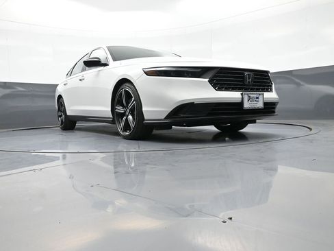 Certified 2023 Honda Accord Sport image 27