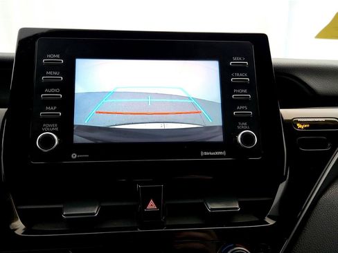 Used 2023 Toyota Camry SE image 31