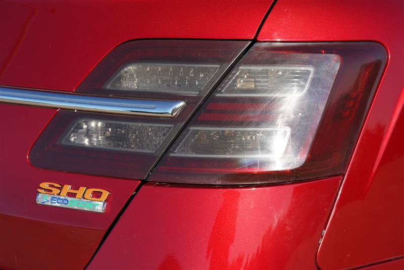 Used 2013 Ford Taurus SHO AWD/4WD image 37