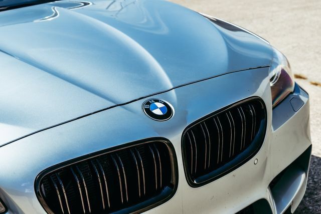 Used 2013 BMW M5 RWD image 25